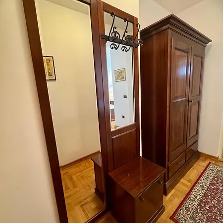 Guest house & Restaurant Rava