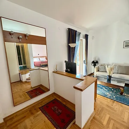 & Restaurant 게스트하우스