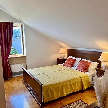 & Restaurant 게스트하우스 Rava