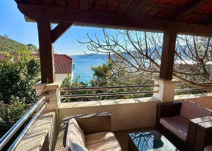 Guest house & Restaurant