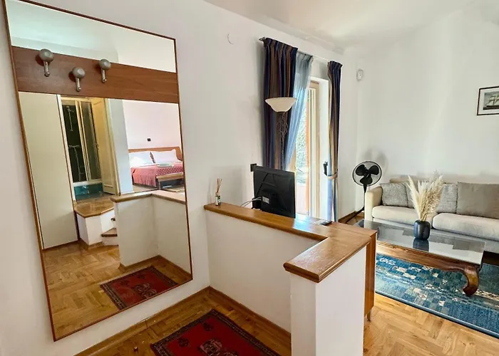 & Restaurant Guest house