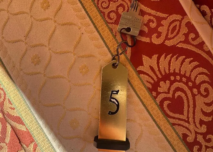 & Restaurant بيت ضيافة Rava