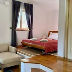Penzion & Restaurant Rava