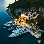 Maison d'hôtes & Restaurant Rava