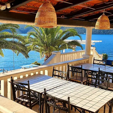 & Restaurant