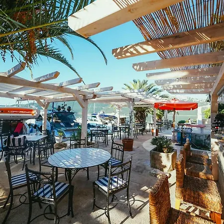 & Restaurant Gostinjska kuća 4*