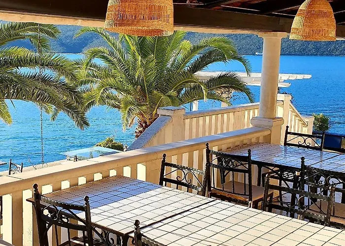 & Restaurant