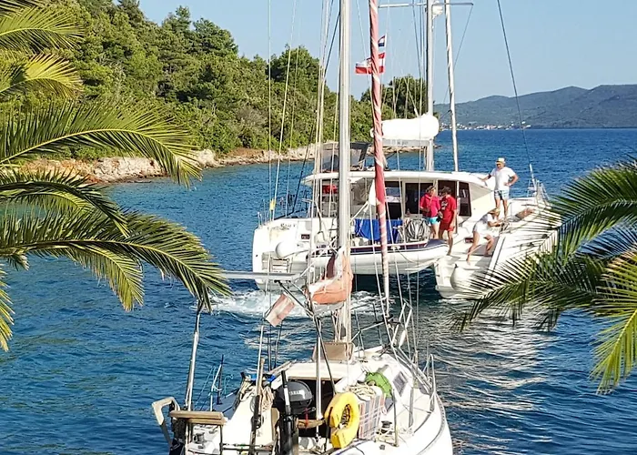 Πανσιόν & Restaurant