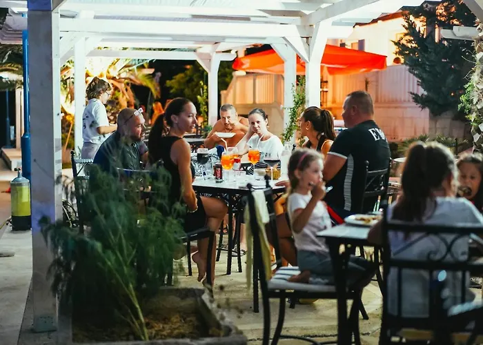 & Restaurant Πανσιόν